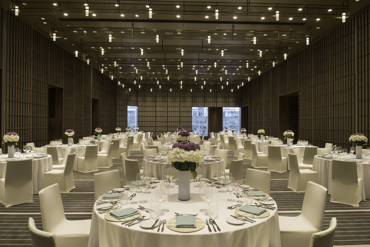 The hotel possesses fully-equipped meeting and event spaces. 
